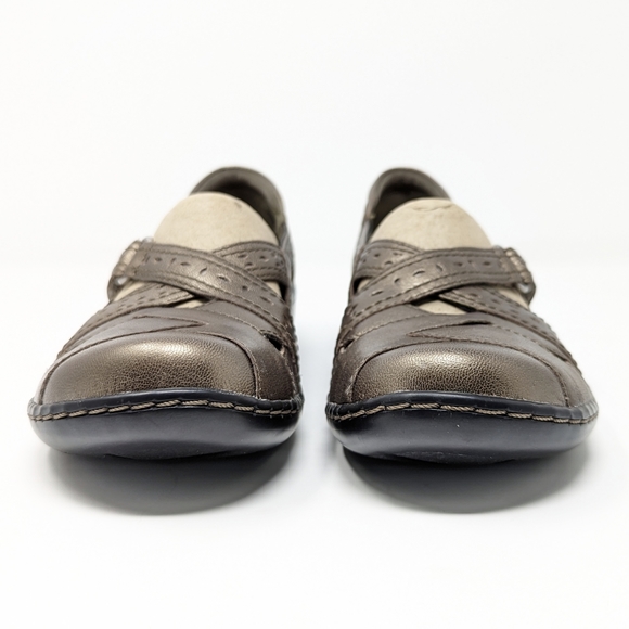 Clarks Ashland spin q slip on leather loafer low wedge metallic pewter 8 narrow - Picture 2 of 9